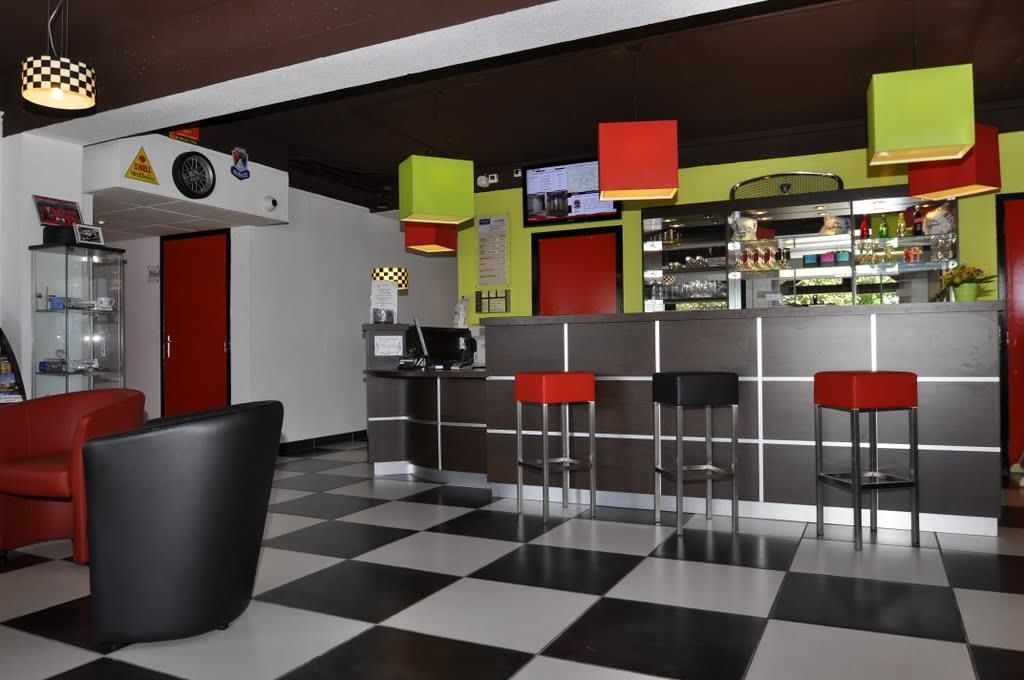Enzo Hotels Cannes-Ecluse By Kyriad Direct Ресторан фото